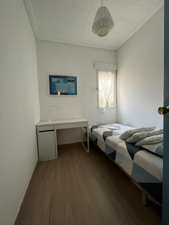 Modernized 3-Bedroom Flat 500M To The Beach Valencia Exteriör bild